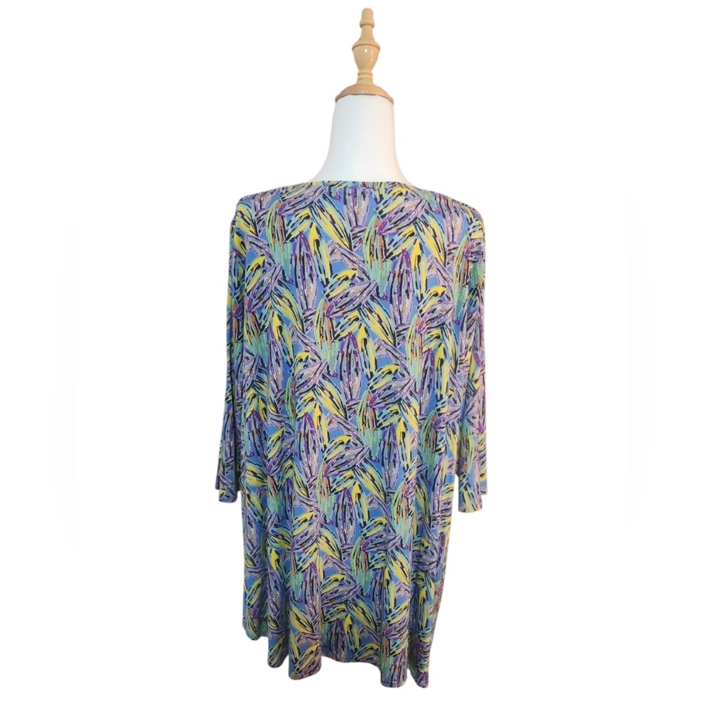 Blue Sky, Bamboo Blend Colorful Abstract Leaf-Print Scoop Neck Tunic - Picture 5 of 7